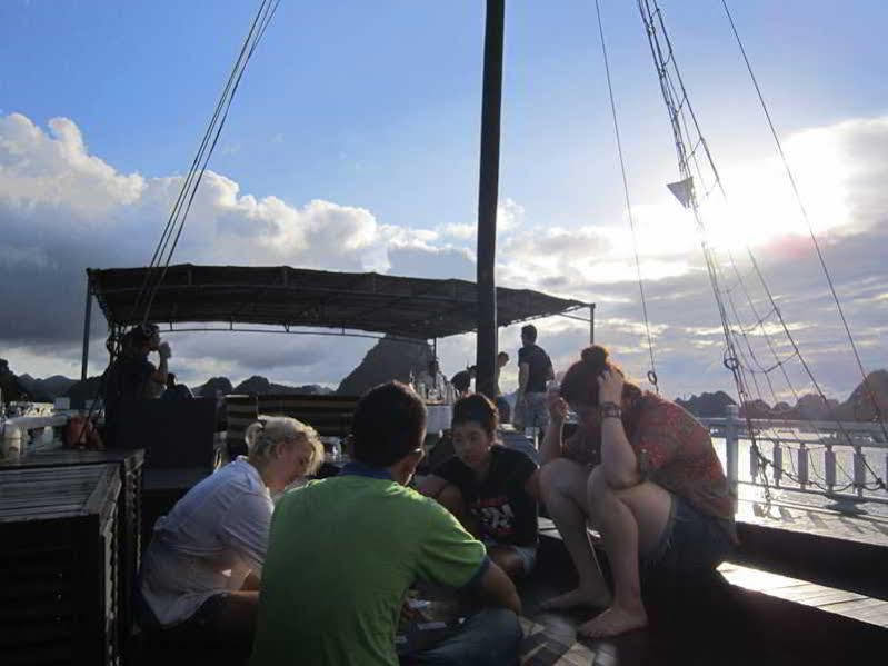 Halong Legacy Cruise Ξενοδοχείο Χα Λονγκ Εξωτερικό φωτογραφία